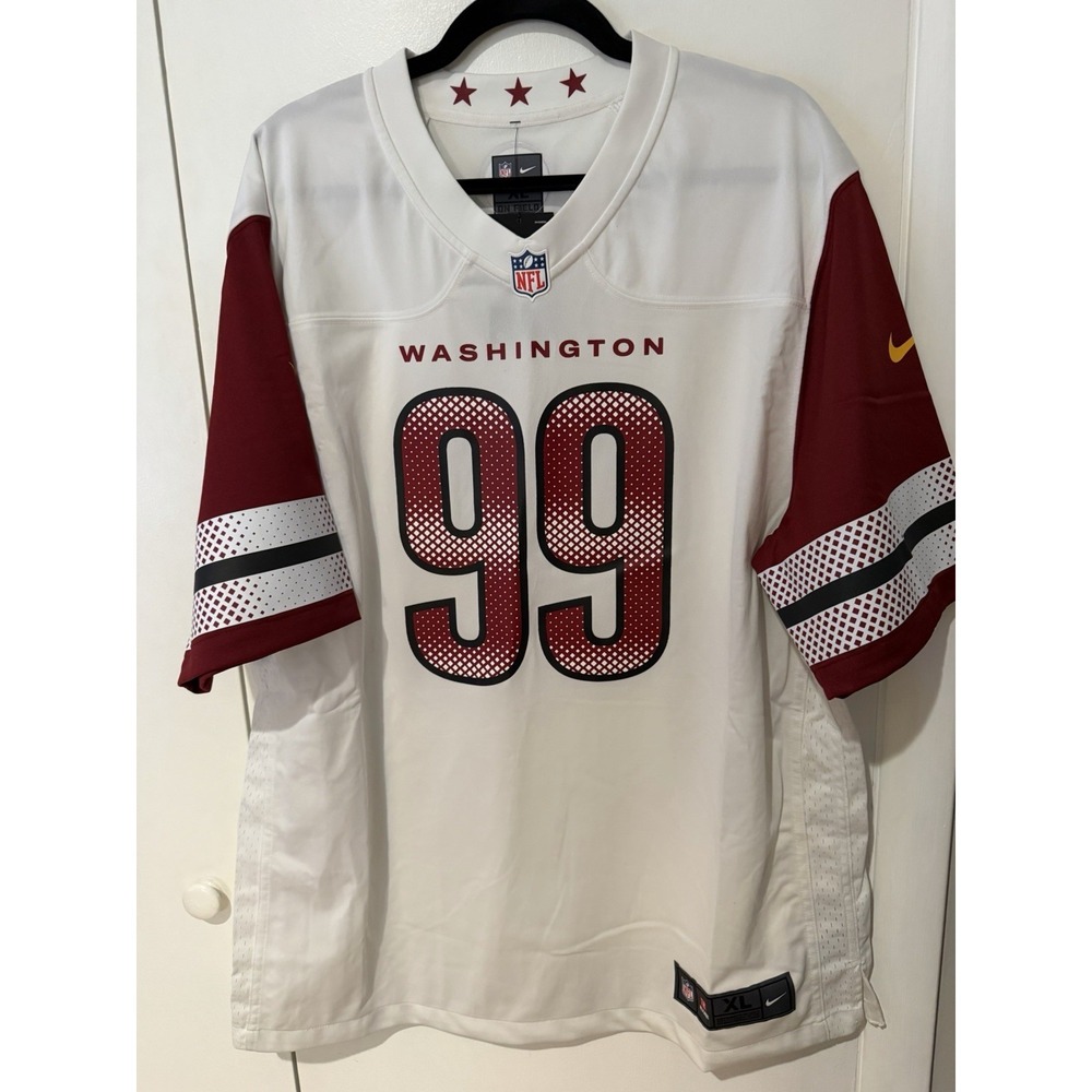 NWT Nike Chase Young #99 Washington Commanders On Field Jersey White Mens XL